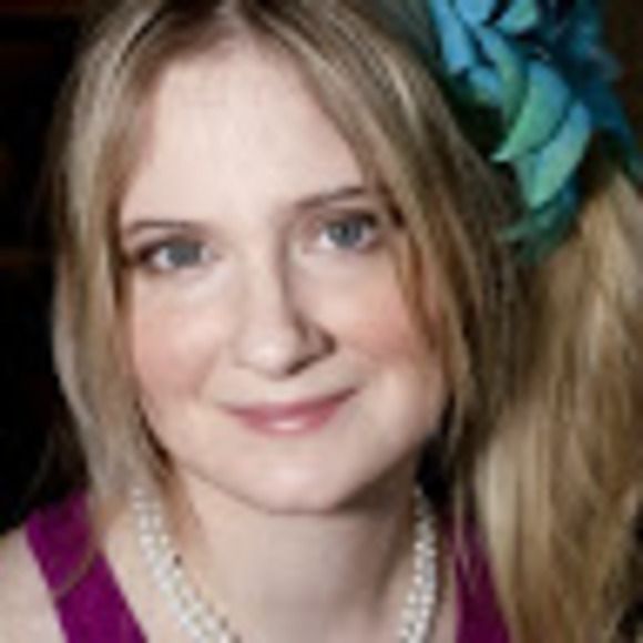 Meet your Posher, Kris - Picture 1 of 1